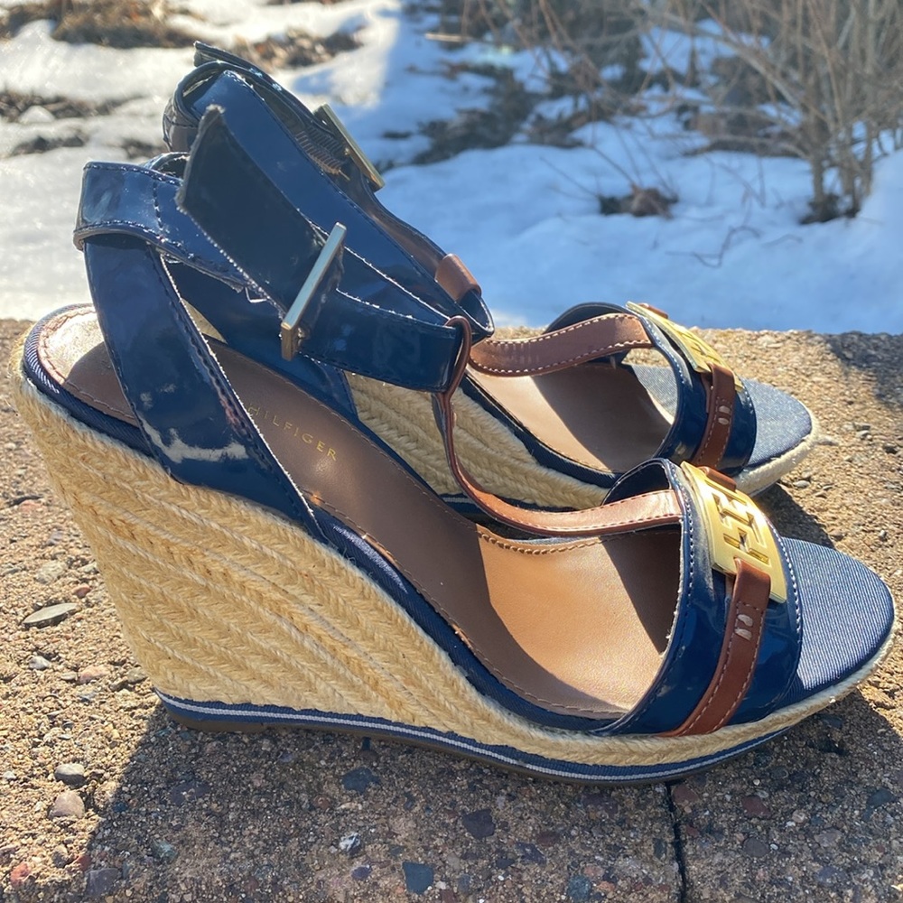 Tommy Hilfiger t-strap raffia espadrille wedge size 7.5 wedges - Picture 2 of 5